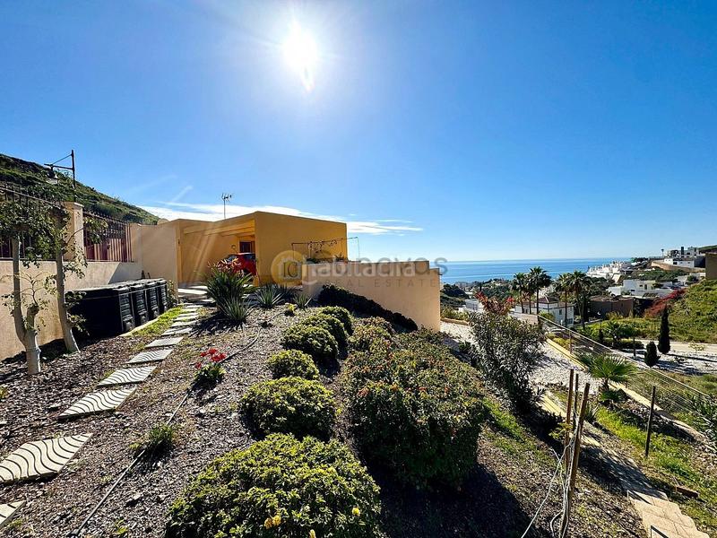 Foto f115e6fe-04e7-4a95-b2ca-8e2931730314. Haus mit parking pool in El Peñoncillo Torrox