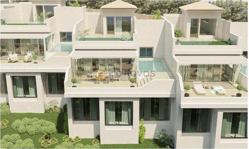 Foto f0f6000b-52cd-4609-9c1c-bb7902459fc5. Casa adossada amb aparcament piscina a La Herradura Almuñécar