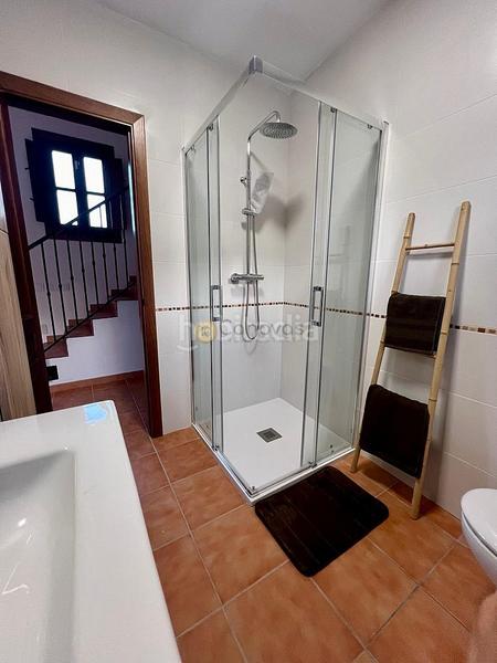 Foto 8df782d6-c240-4ecd-951a-0676c28f2163. Casa a Centro Nerja