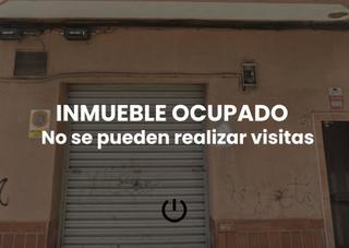 Pis  Badalona - cl pi i gibert. Casa en venta en badalona