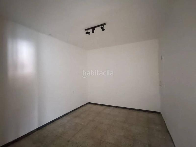 Foto 2db2bbae-e987-40ae-9ca2-4a927e4c05d8. Pis a Ajuntament-Maragall Ripollet