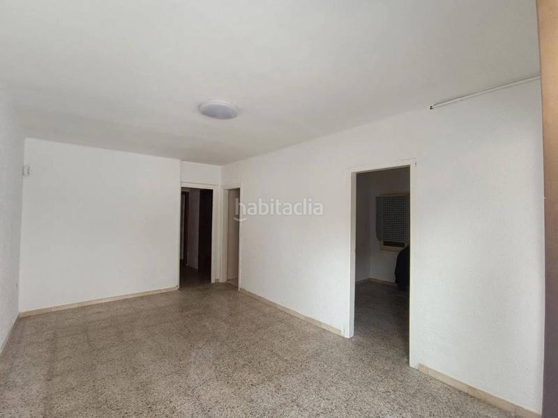 Foto 9377c0d7-6d2d-4db9-bd94-a3c490cc5cc0. Pis a Ajuntament-Maragall Ripollet