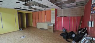 Local commercial  Rubí - ps francesc macia. Local en venta en paseo de francesc macià