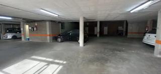 Aparcament cotxe  Parets del vallès - cl anselm clave. Onreale les ofrece una plaza de parking en calle anselm clavé 39