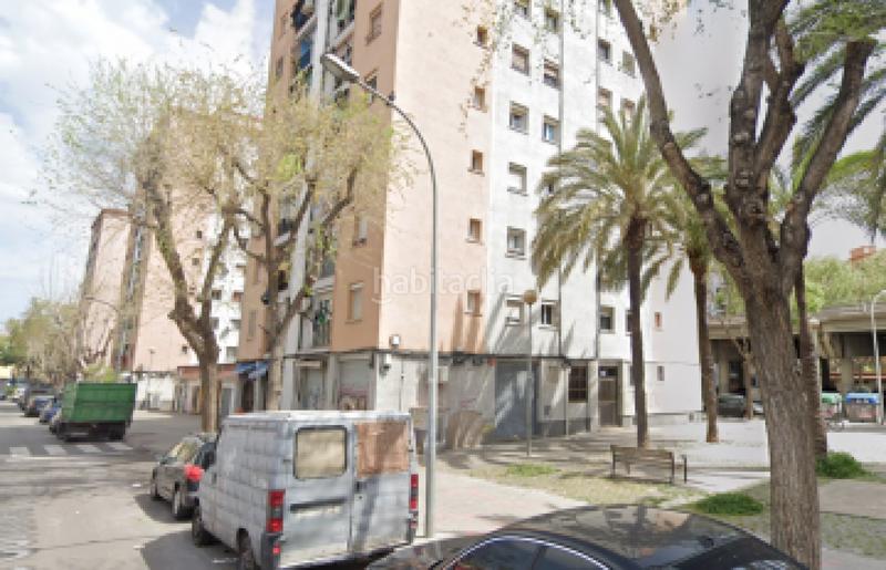 Foto 91a190d3-fb81-453c-aa62-d31ace531e53. Aparcament cotxe a Sant Roc Badalona