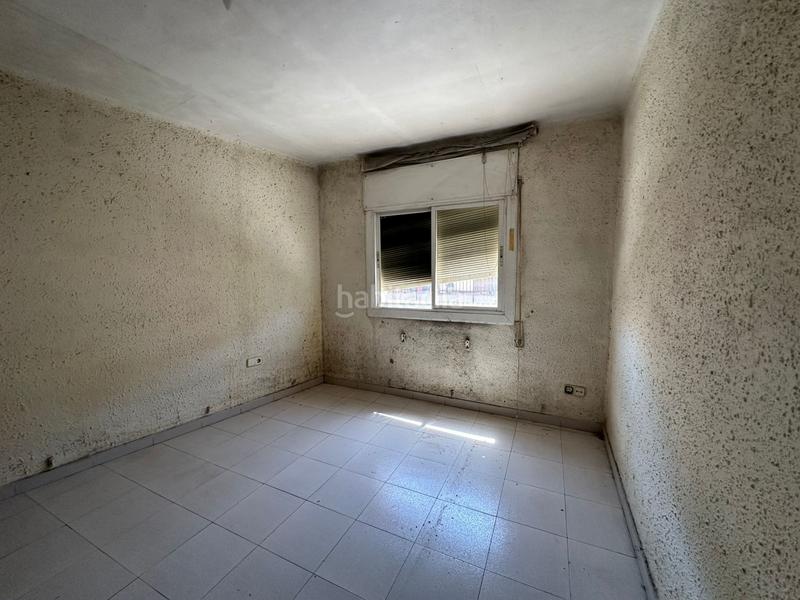 Foto fd51a24d-b869-449a-bef0-d00bed00004e. Piso  en venta en Rocafonda Mataró
