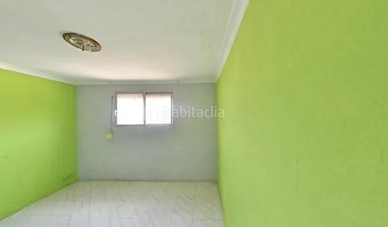 Foto 4b128eb0-b2c9-4a2b-b1b5-512edd2d0ed5. Piso  en venta en Ciutat Meridiana Barcelona