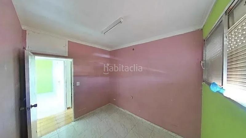 Foto 70986fed-9982-4cbd-b056-4fbe1c3d81fa. Piso  en venta en Ciutat Meridiana Barcelona