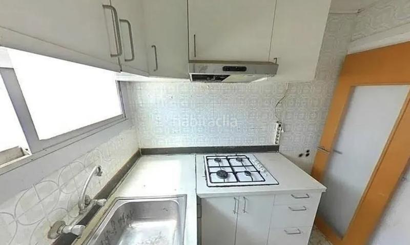 Foto 7fc40a4b-3285-40c1-9528-af8bf88f1a4b. Piso  en venta en Ciutat Meridiana Barcelona