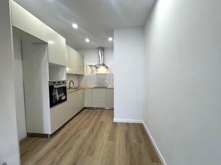 Pis  Badalona - cl solsona. Oportunidad única en lloreda  sistrells