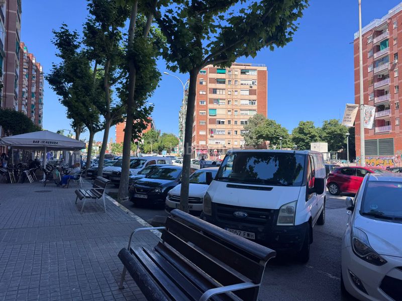 Foto b28be2c1-ca23-4f11-9daa-42aee192697c. Pis a Llefià Badalona