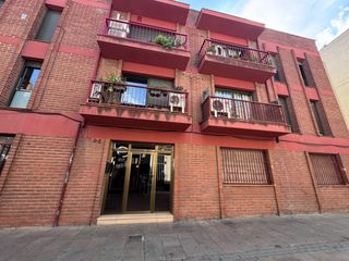 Penthouse  Mollet del vallès - cl pau. Piso en venta en calle pau