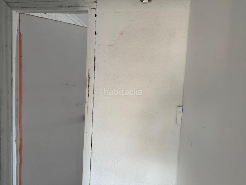 Foto c94e76e3-07c1-4ce5-a441-35935485e7f0. Ático piso en calle archidona en Can Puiggener Sabadell
