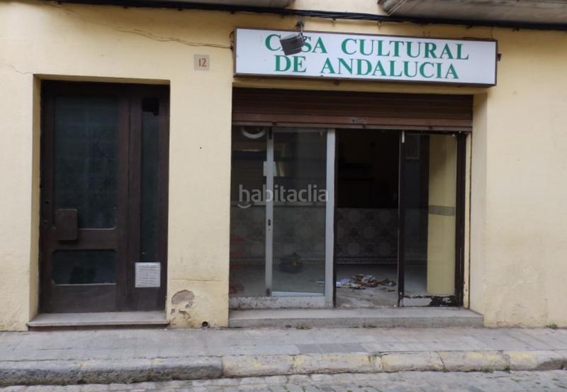 Foto 1d69b1d9-e82a-4d7c-a883-68fbe9cf3867. Locale commerciale in Bisbal d´Empordà (La)