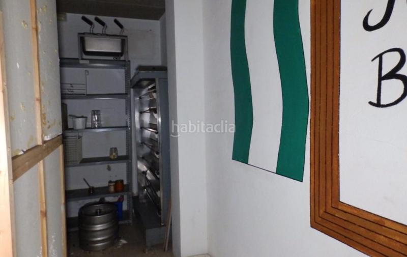 Foto 7a986fc8-8326-457b-8df8-964c8d111c5a. Locale commerciale in Bisbal d´Empordà (La)