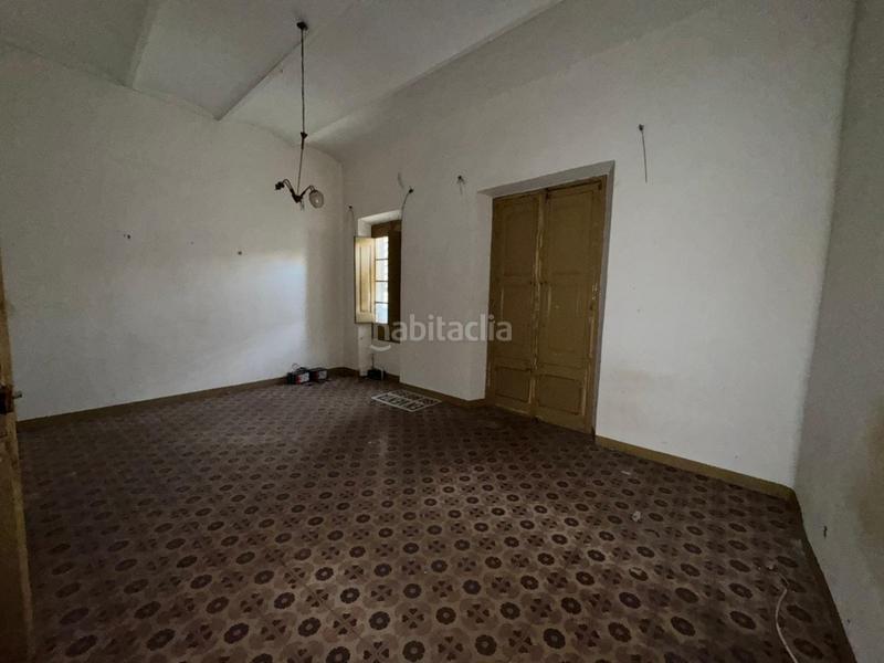 Foto e5efb672-495c-4514-96d3-9ccd6a594485. Casa adosada casa en venta en Centre Figueres