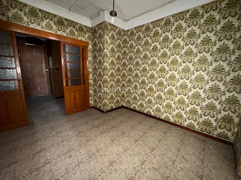 Foto ede73e13-8abd-4ef2-97a3-37640517c44b. Casa adosada casa en venta en Centre Figueres