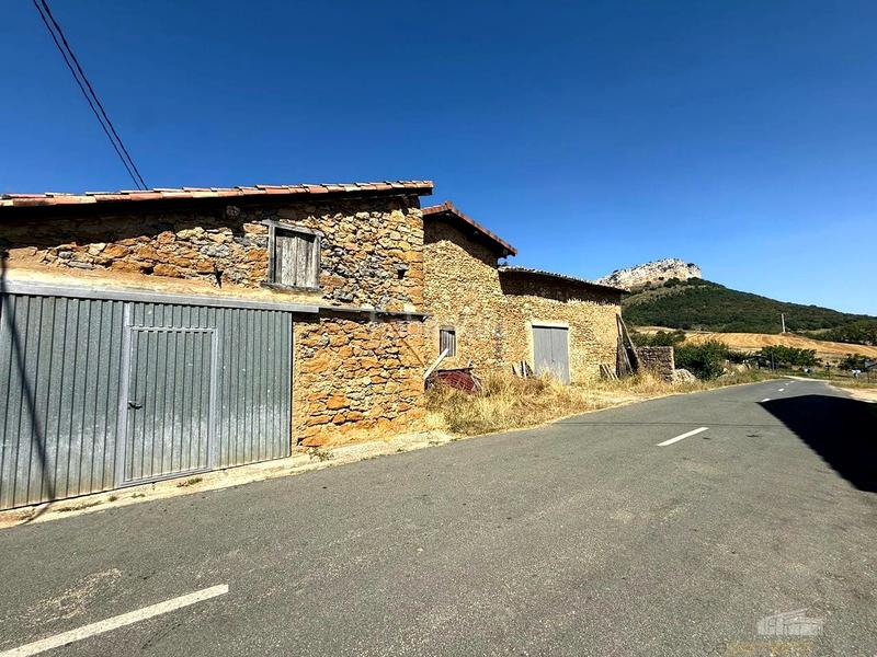 Foto a265c83a-33ee-4910-bccd-edbf72f470f2. Casa en Bernedo