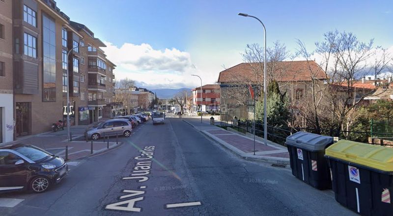 Foto b11636d6-19fb-42aa-9deb-a4250c9d7e7a. Pis amb calefacció a Villalba Estación Collado Villalba