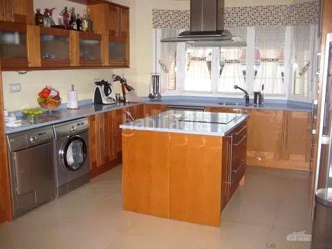 Foto 07d9b0e6-c0f4-40d7-9705-4f9981981e09. Casa amb calefacció piscina a Casar (El)