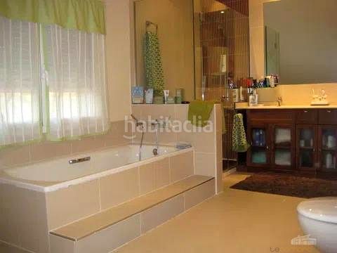 Foto f813e6ff-567d-4ecb-95fe-cd9f0e9e9bbd. Casa amb calefacció piscina a Casar (El)