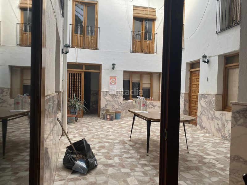 Foto 8139f49b-2422-40ed-9ed5-b9edf31b2288. Casa amb aparcament a Almagro