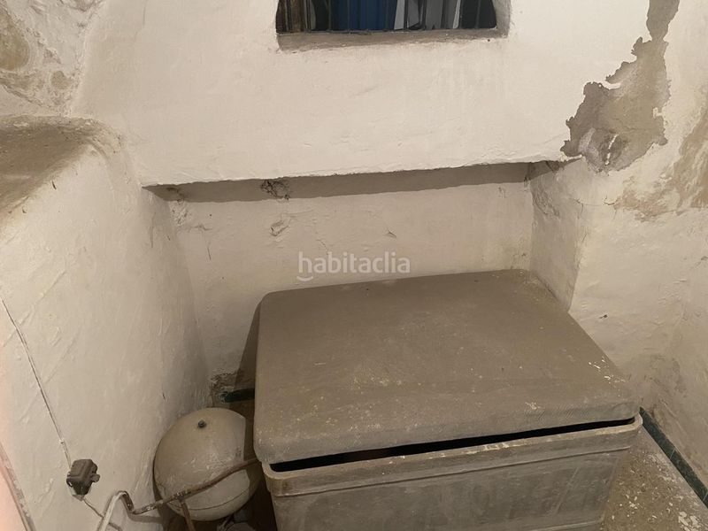 Foto b9f28091-df1d-4ce8-a8f2-e40c925138bd. Casa amb aparcament a Almagro