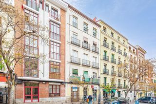 Local Comercial a Calle de Santa Isabel