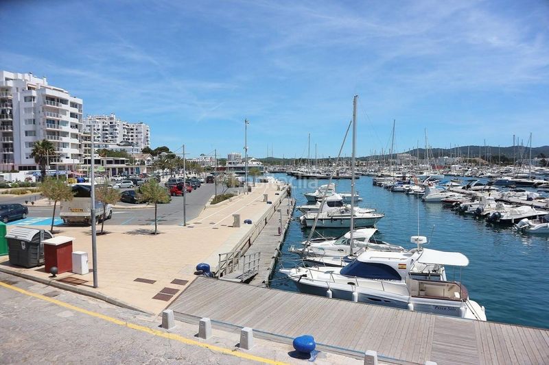 Foto b351fec1-5372-494b-b596-af6972e0afb1. Casa a Marina Botafoc-Talamanca Ibiza