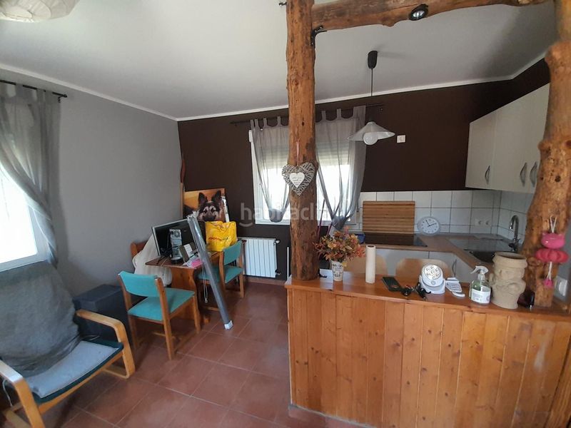 Foto 4d0d1985-50a5-4349-bf95-1d44aa8d2f90. Haus mit heizung in Marugán