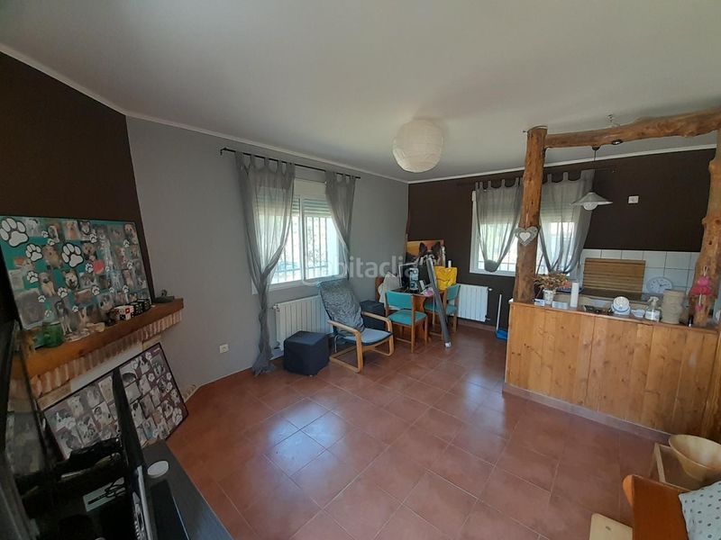 Foto 6f12d610-4e67-4eab-bc74-6414eabd4d9f. Haus mit heizung in Marugán