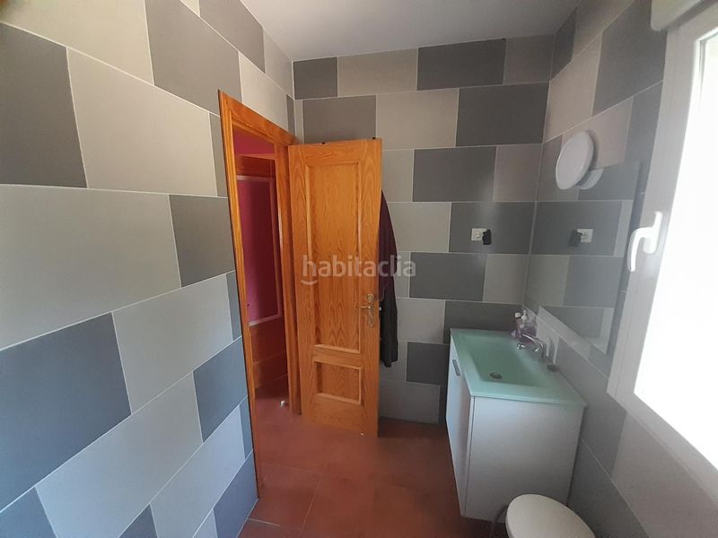 Foto f0b7c12e-5631-4b07-9247-115177076d53. Haus mit heizung in Marugán