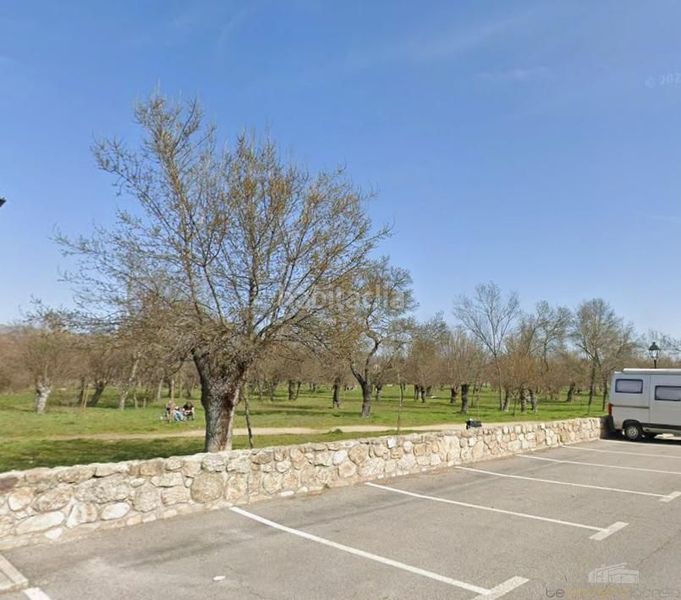 Foto c174be3d-9788-4191-bda4-0c3424df5651. Casa amb calefacció a Soto del Real
