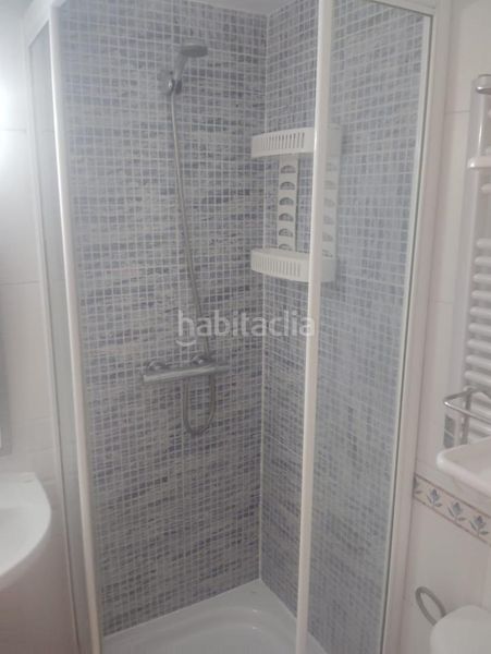 Foto f9fcc0ec-0468-4c9e-b10e-06dc7a074859. Casa a Numancia Madrid