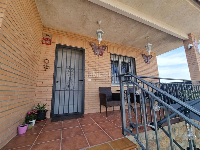 Foto 2d7ea055-4612-4d77-a672-f87b1ce14bb7. Casa amb aparcament piscina a Hormigos