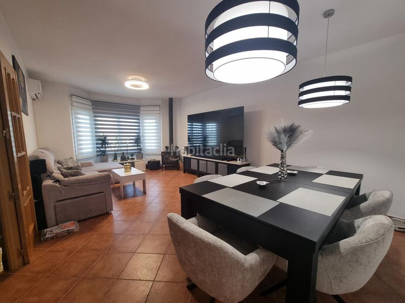 Foto d653e6da-85e7-43a1-83b1-f5864aa80464. Casa amb aparcament piscina a Hormigos