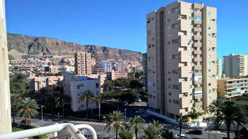 Foto ddbd88ce-ecc2-4c8c-a1e9-a90d7e96ed4d. Pis amb aparcament piscina a Aguadulce Sur Roquetas de Mar