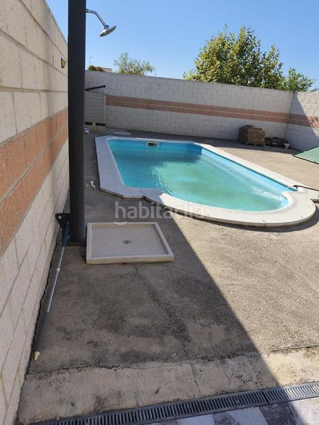 Foto bb2940c1-0b53-46be-80ee-185a46270a19. Casa amb calefacció piscina a Casar de Escalona (El)