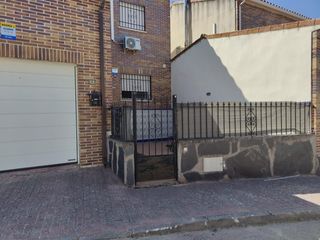 Haus  Calle san antonio. Chalet en el casar de escalona,toledo