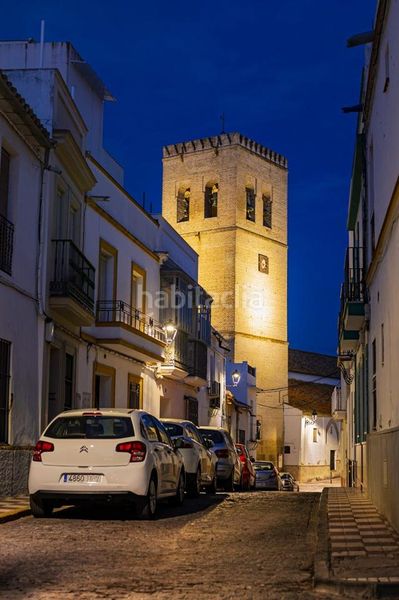 Foto 24a78891-d3d4-4ac2-b278-2f8363eb737a. Casa adossada amb aparcament a Alcalá del Río