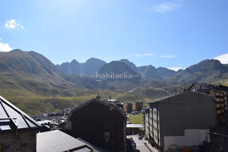 Foto 897c73e1-d8e8-4da6-a06a-172940f8e687. Edifici a Pas de La Casa Encamp
