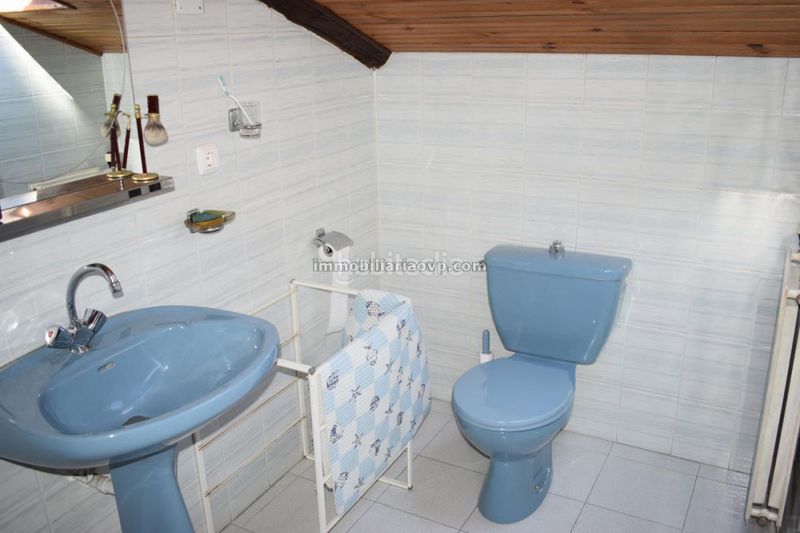 Foto ada9adbf-5964-43df-a54c-fd6921c06ae7. Edifici a Pas de La Casa Encamp