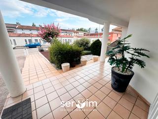 Maison  Carrer mas catofa 31. Casa pareada con gran jardín