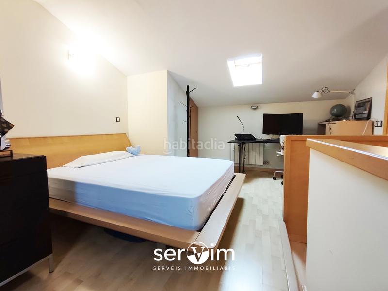 Foto 26d9755d-a2fa-47a5-b8eb-903a0f82717c. Piso dúplex de 136 m² en el barrio de La Devesa en Girona
