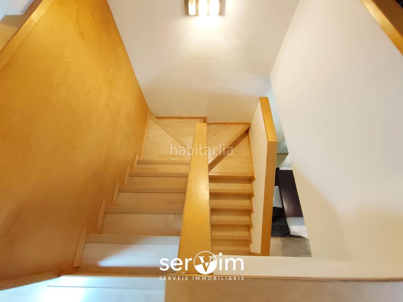 Foto 7a71bbae-98d6-43cd-8809-3e060a281cc1. Piso dúplex de 136 m² en el barrio de La Devesa en Girona