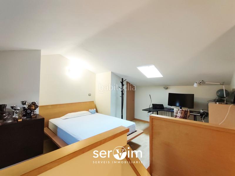 Foto a6740522-7b3d-4e7c-92e5-b445ac63dc4d. Piso dúplex de 136 m² en el barrio de La Devesa en Girona