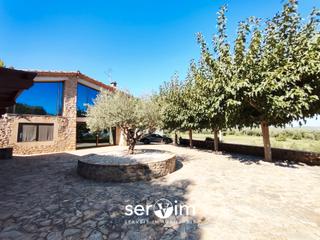 Appartement  Carrer del camí del jordà. Masía con dos viviendas, restaurada con materiales de primera ca