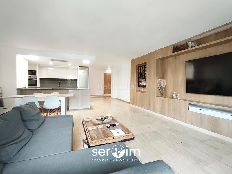 Foto 712667dd-ebcb-4d23-a189-b834c797be6b. Etagenwohnung mit heizung in Eixample Nord Girona