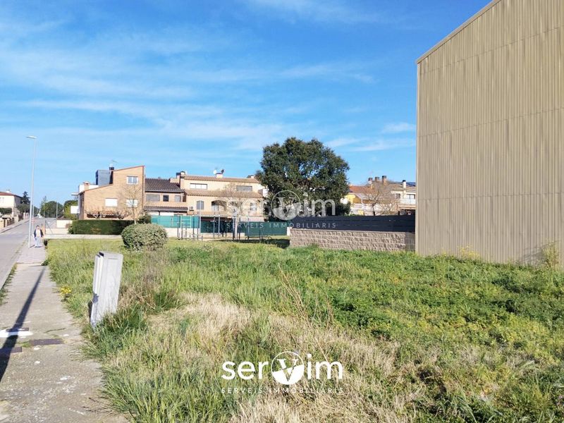 Foto 0ed193a1-3c5b-49b8-89db-9981f3561995. Finca rústica a calle fonollerons 1 a Llagostera