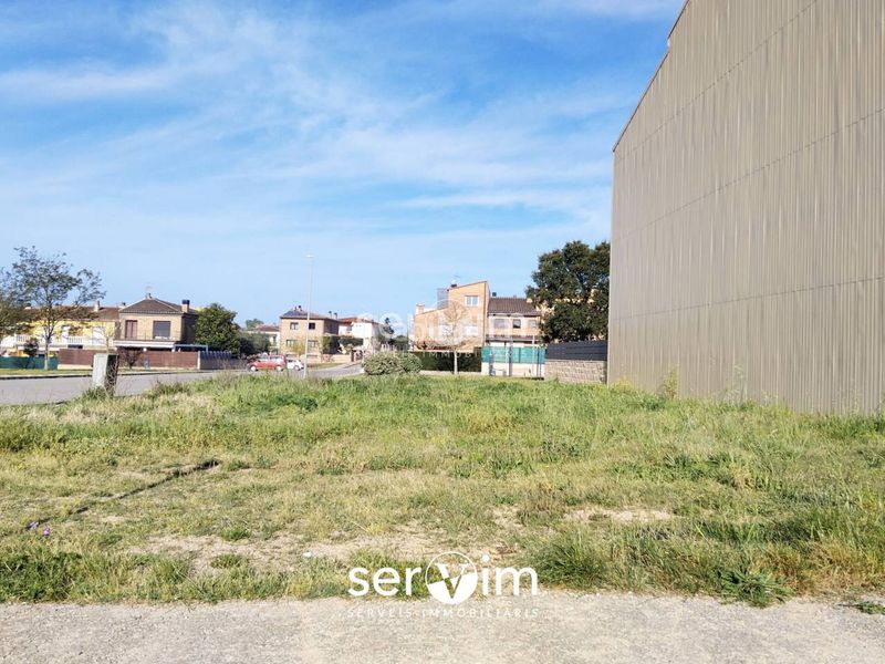 Foto f1aa61b4-77de-4d6c-bf4a-715edfffef2e. Finca rústica a calle fonollerons 1 a Llagostera